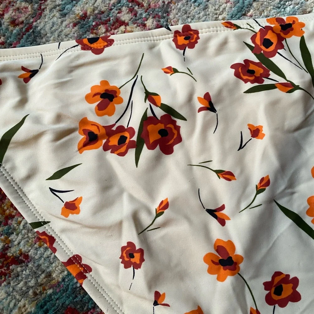 Never worn low rise beige bikini bottoms